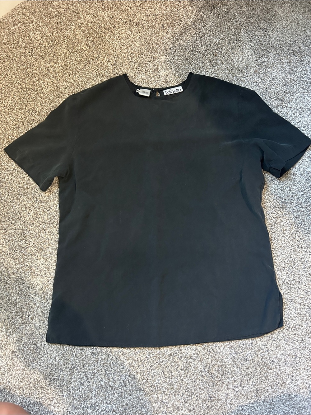 Rafaella 100% silk Black Short-Sleeve Tee